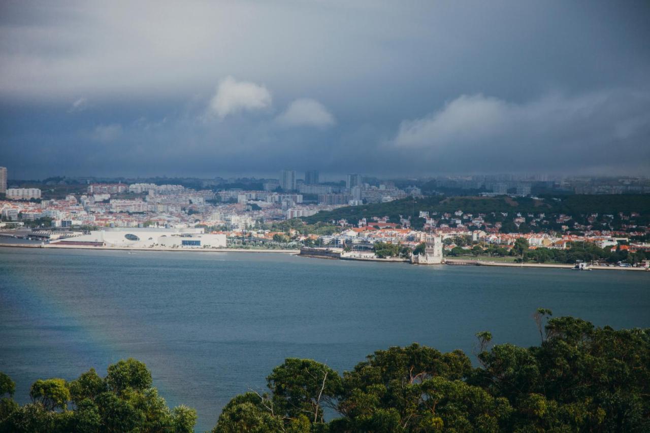 カパリカ Ola Belem! Cozy Windmill, Stunning Views To Lisboa Bed & Breakfast エクステリア 写真